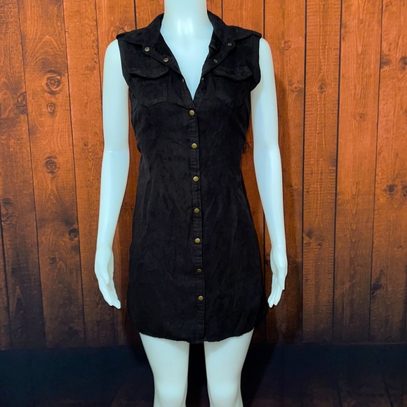 Ya Los Angeles Dresses & Skirts - Pretty dress